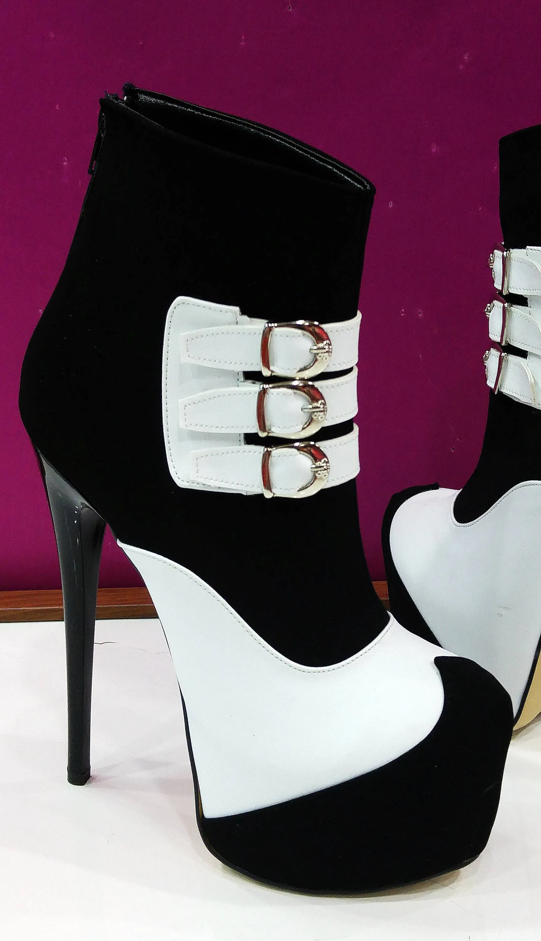 Black White Belted Booties