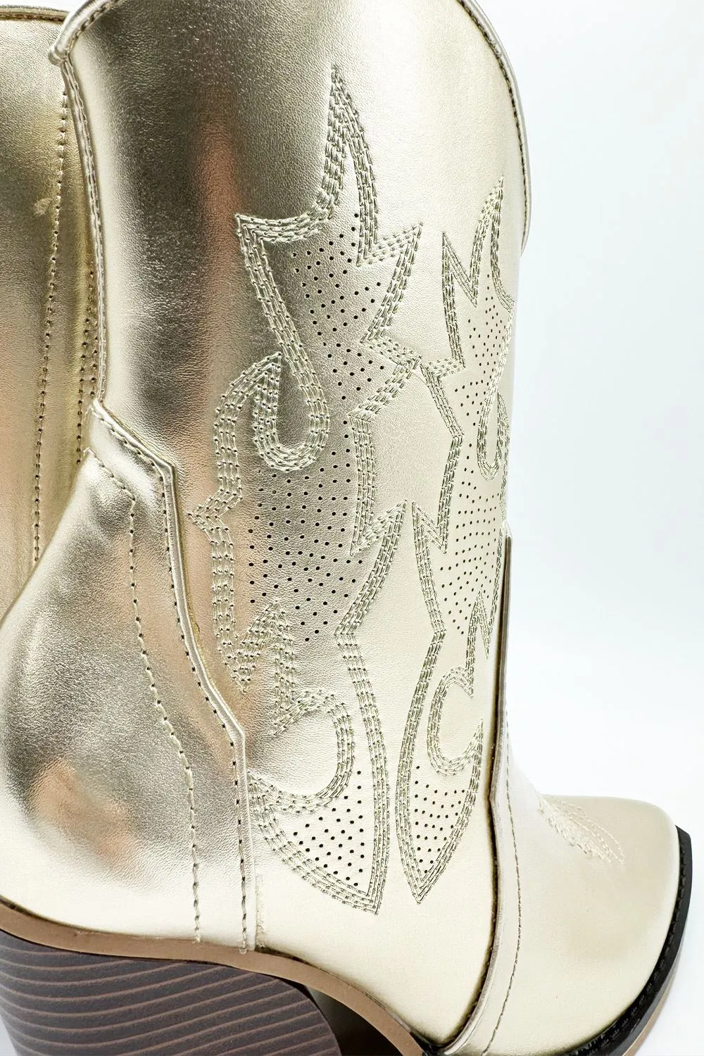 Bromley Detail Western Boots in Gold