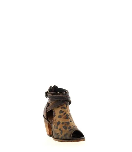 Chita Miel Wedge