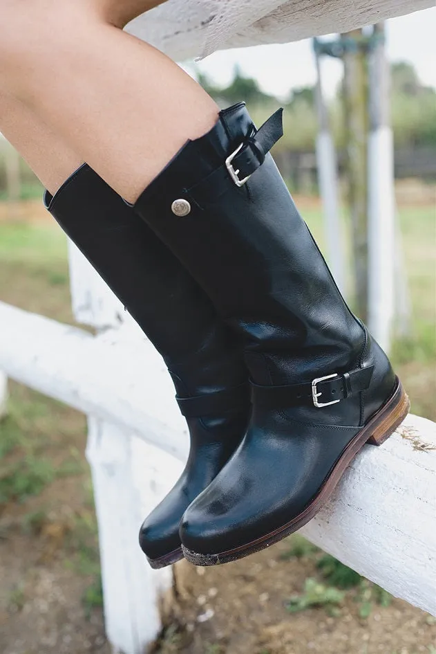 FELICIA 84014<br>Black boots