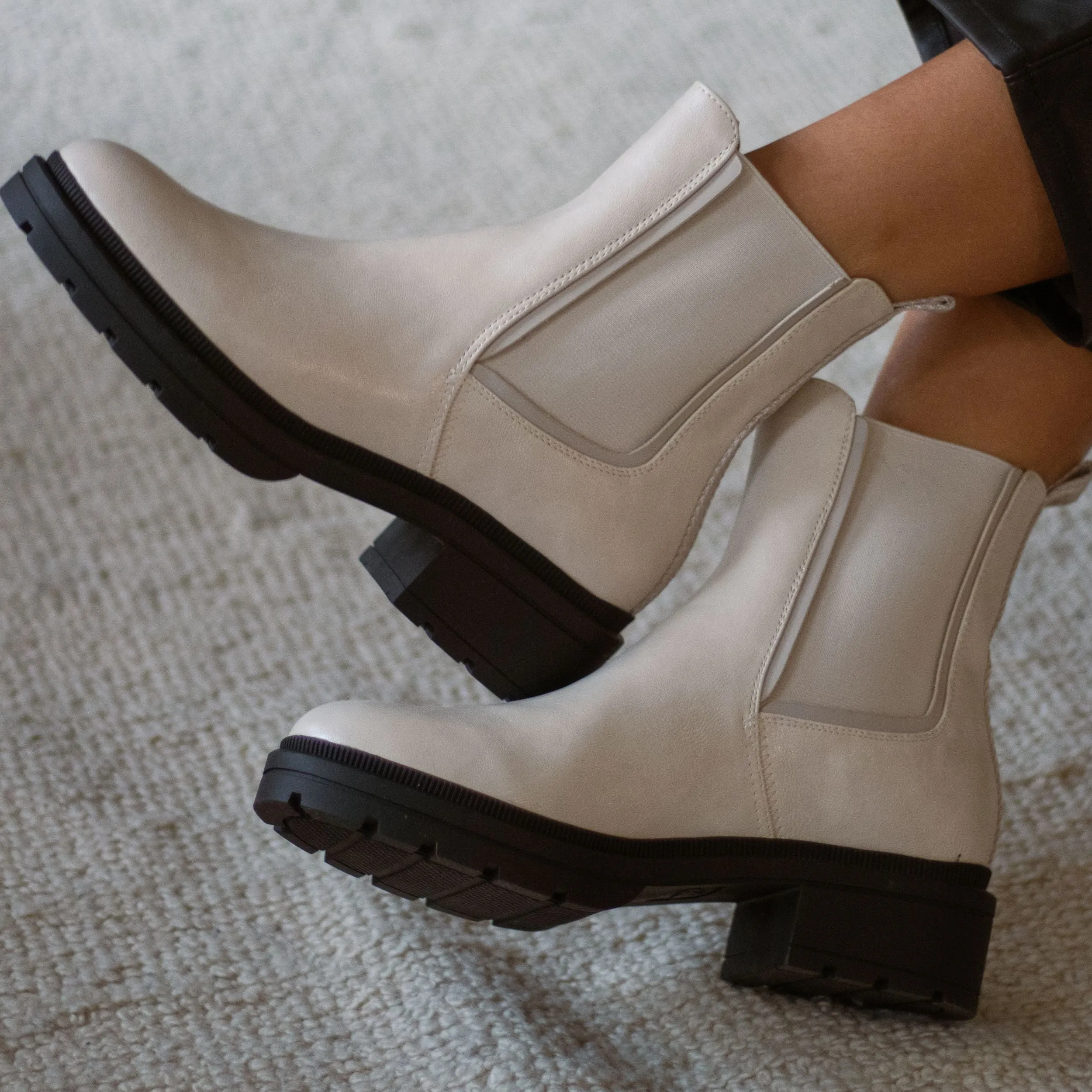 Iggie Bone Chelsea Boots