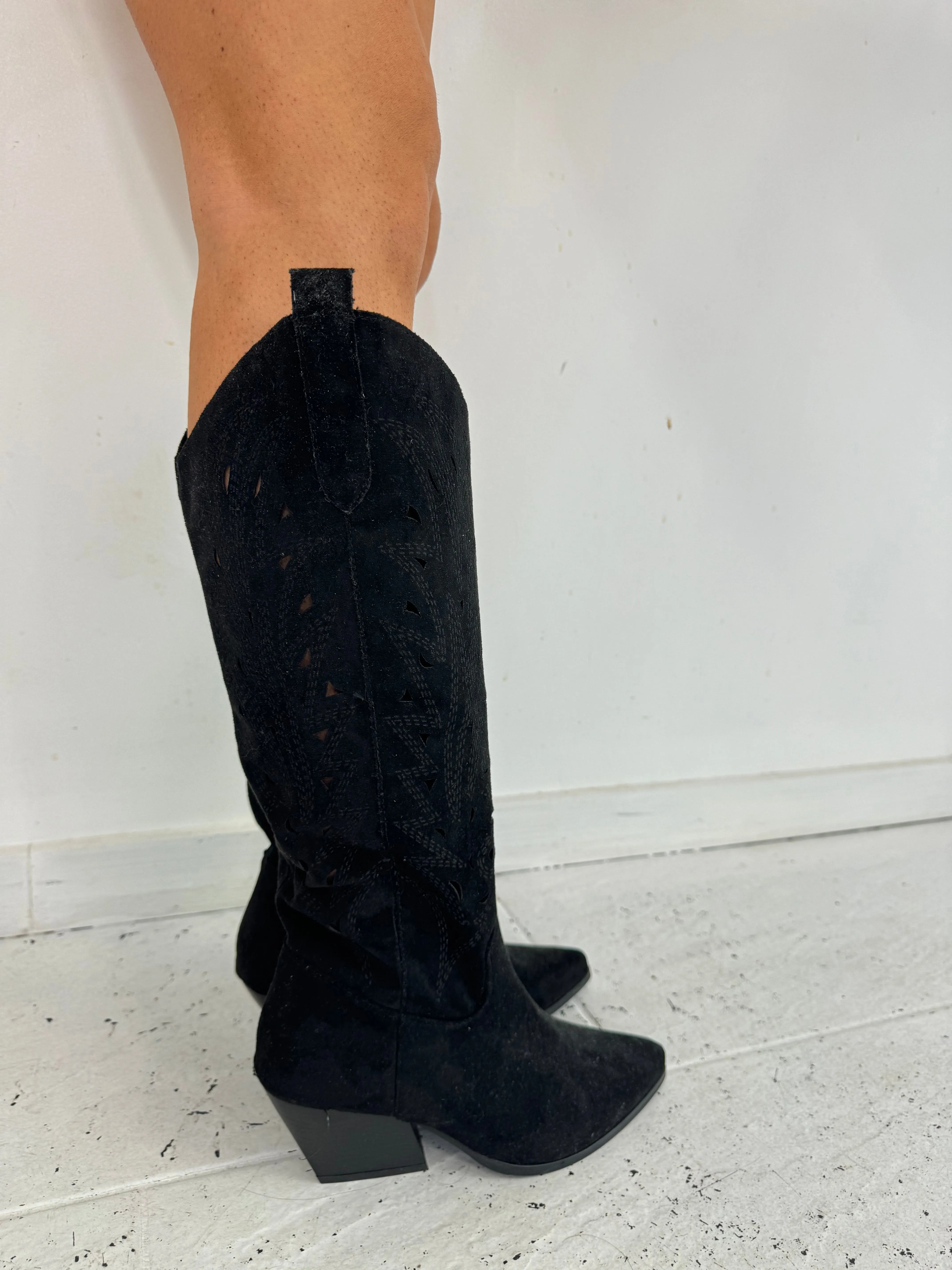 Stylish Knee-High Leather Cowboy Boots