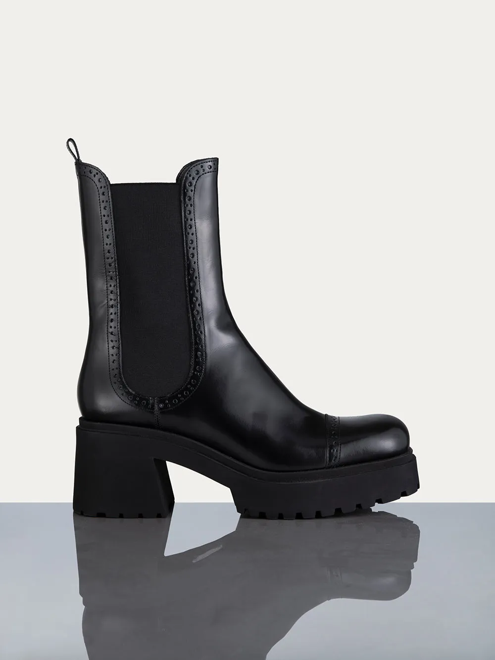 Lumi Lug Boot -- Noir